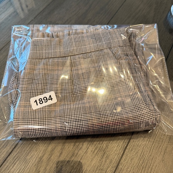 Babaton x Aritzia Atelier Slim Style Plaid Pants 31894 - Picture 16 of 16